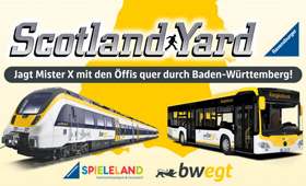 Bus und Bahn vor einer Baden-Württemberg-Karte, darüber der Schritzug "Scotland Yard" im Design des Ravensburger-Spieleklassikers, darunter die Logos von bwegt und Ravensburger Spieleland.