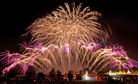 Flammende Sterne - das internationale Feuerwerksfestival. (Bildquelle: © Schenkl)